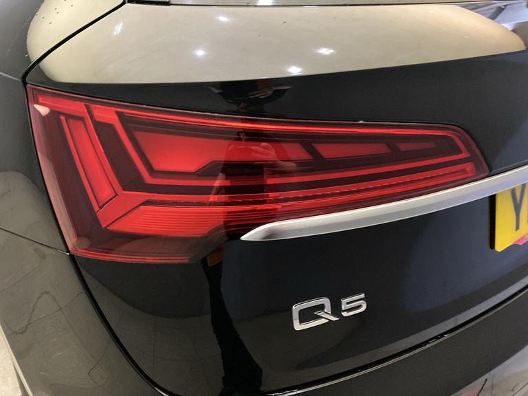 AUDI Q5 Photo spincars-ba4ed54f9d5d8eec851189c67daa15552b52a37e.jpg