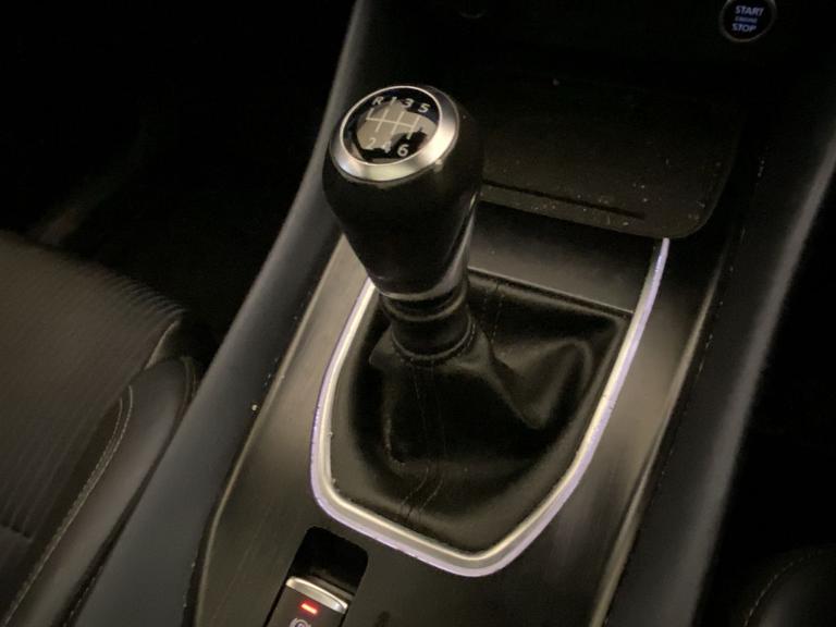 NISSAN QASHQAI Photo spincars-ba7b9f78d7c308cf50d5e17766e6f01cc612440b.jpg