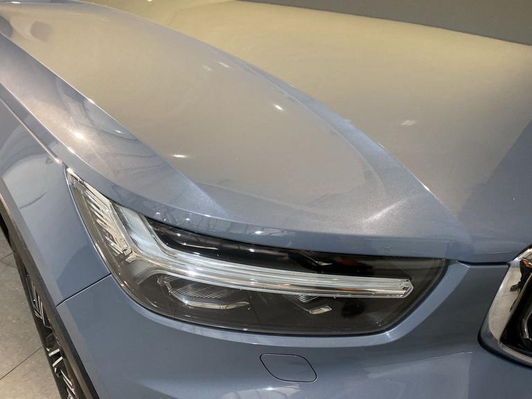 VOLVO XC40 Photo spincars-bac71143bd1cdda3a6b4450db4675fde27166823.jpg