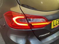 FORD FIESTA Photo 19