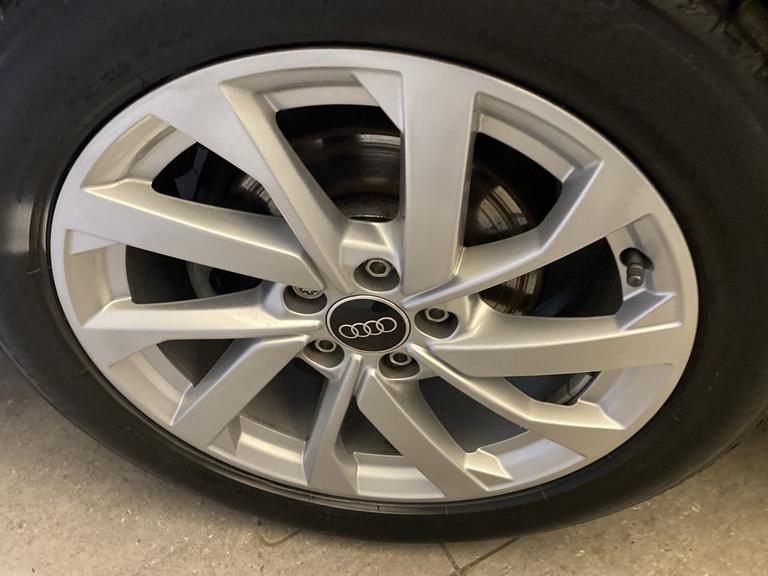 Audi A1 Photo spincars-c024d53b08f12e6ab1bf12253c99a7e6cfb67353.jpg