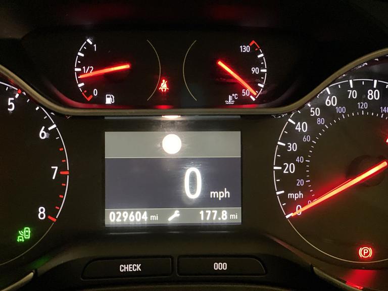 Vauxhall GRANDLAND X Photo spincars-c3c13e2366ee70ef27266daec248465514f27858.jpg