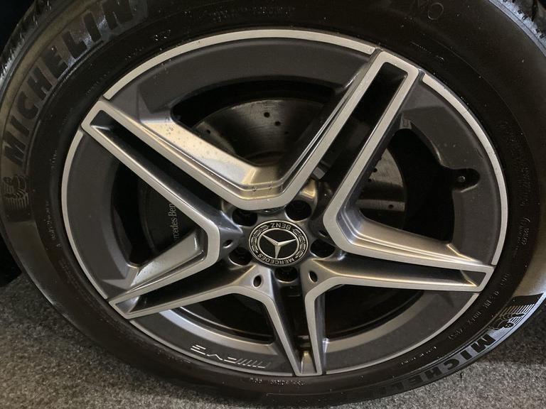 MERCEDES-BENZ GLA Photo spincars-cb90a6e2d51751aebf13098ef1eb843aa18a5971.jpg