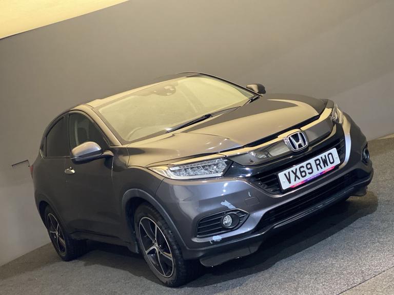 HONDA HR-V Photo spincars-cba84a68e39f7018eab29e56b215010b9f6a739a.jpg