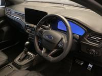 Ford FOCUS Photo 3