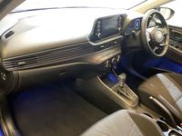 HYUNDAI BAYON Photo 22