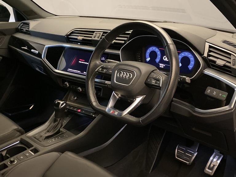 Audi Q3 Photo spincars-dadee54553122a020ce9cbe1d0e167da04ccffe1.jpg
