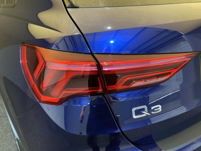 Audi Q3 Photo spincars-de2f6fb285122361a63dd601691aac3048df9533.jpg