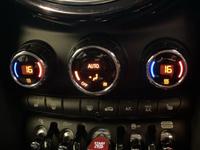 MINI HATCH Photo 10