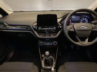 FORD FIESTA Photo 4