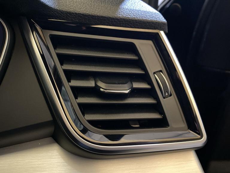 AUDI Q5 Photo spincars-f07c7b1e6af0e62cccdfe3b6ddaab2a4aa9ed8ba.jpg