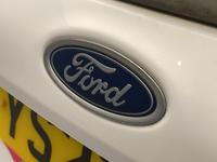Ford FIESTA Photo 5
