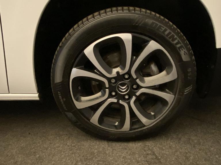 CITROEN BERLINGO Photo spincars-fabed890d9a797017ec28c72c9f16329dbd9e5b5.jpg