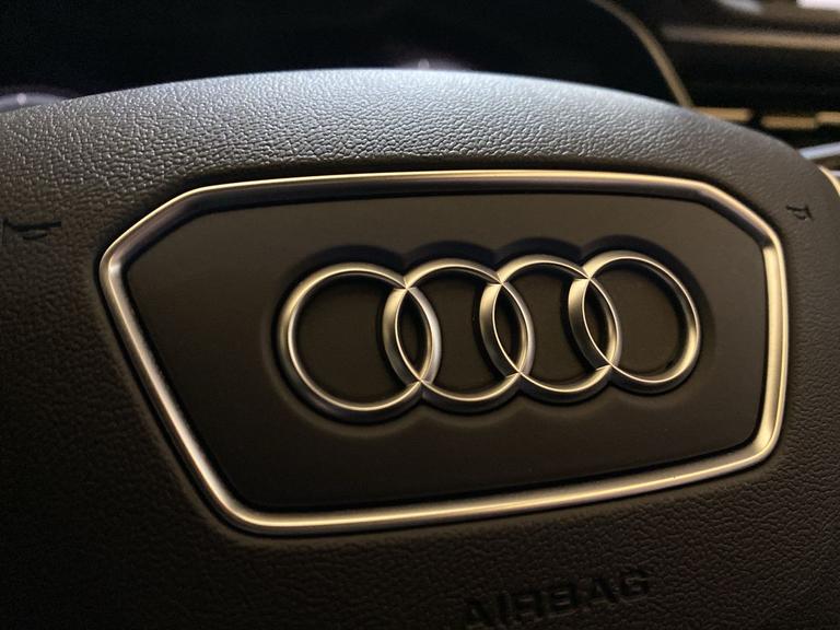 Audi A6 Photo spincars-fddb9856e3b02b98986c4e693454e98f9cbf55d9.jpg
