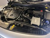 MERCEDES-BENZ GLA Photo 15