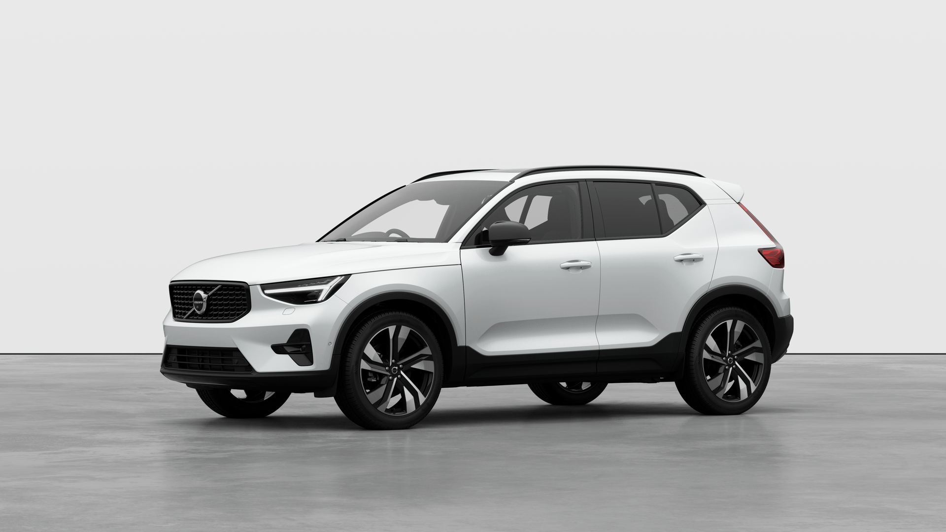 New Volvo XC40 XC40 Ultra £45,060.00 Crystal White | Mon Motors New Volvo XC40 XC40 Ultra £45,060.00 Crystal White | Mon Motors